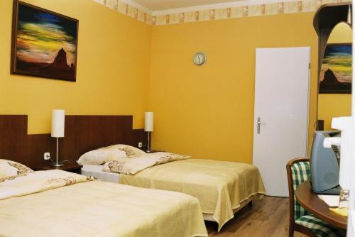 Sunset Motel Szombathely Kamer foto